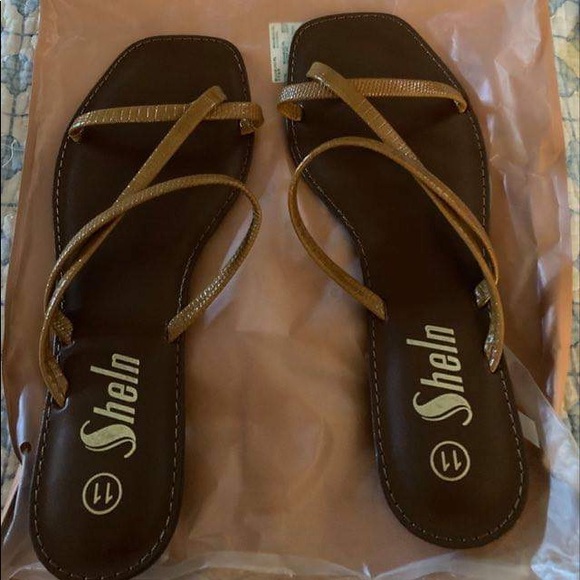 SHEIN Never Worn Summer Sandals - Picture 1 of 3